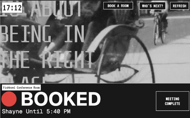 Room tablet BOOKED state